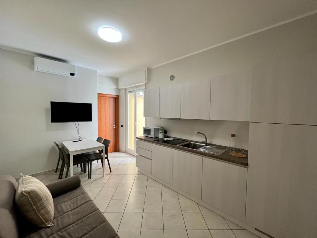De Amicis Apartment Pietra Ligure Exterior foto